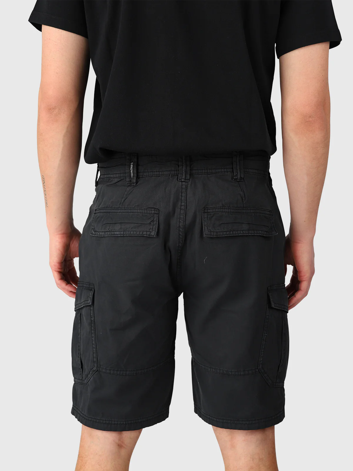 Caldo-N Men Walkshorts | Black - Image 10