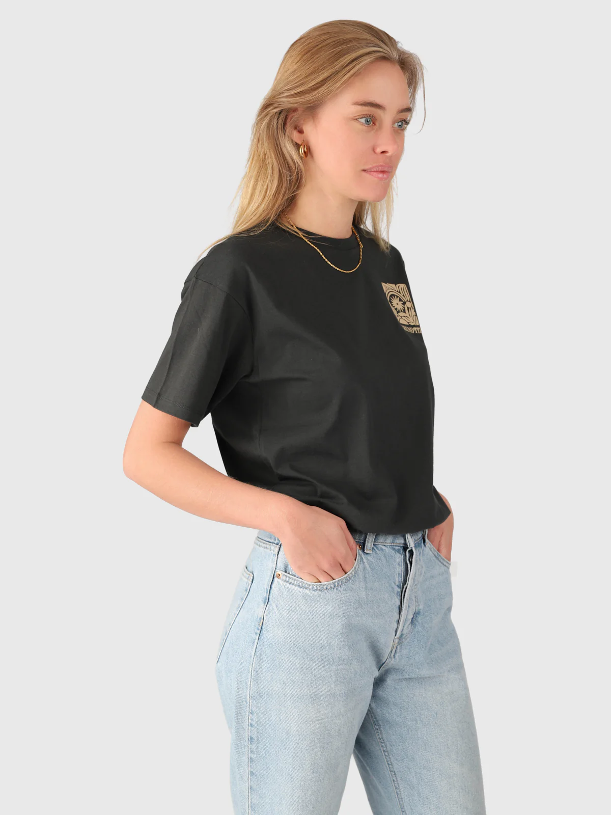 Seaya-Swirl Women T-shirt | Pirate Black - Image 4